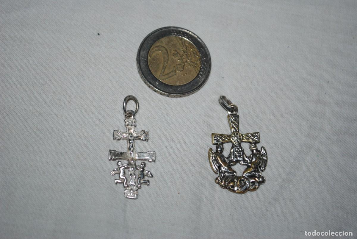 Antig&uuml;edades: LOTE DE DOS CRUCES CARAVACA - Foto 1