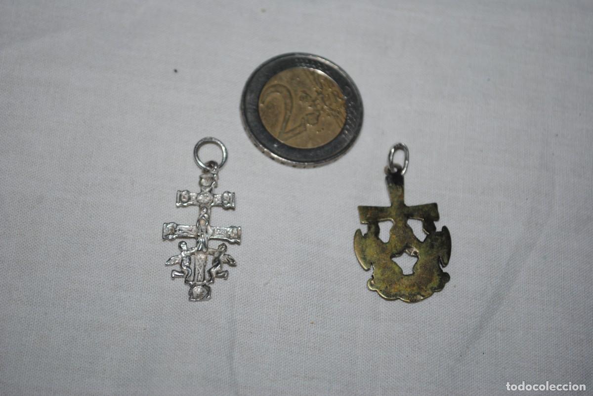 Antig&uuml;edades: LOTE DE DOS CRUCES CARAVACA - Foto 2