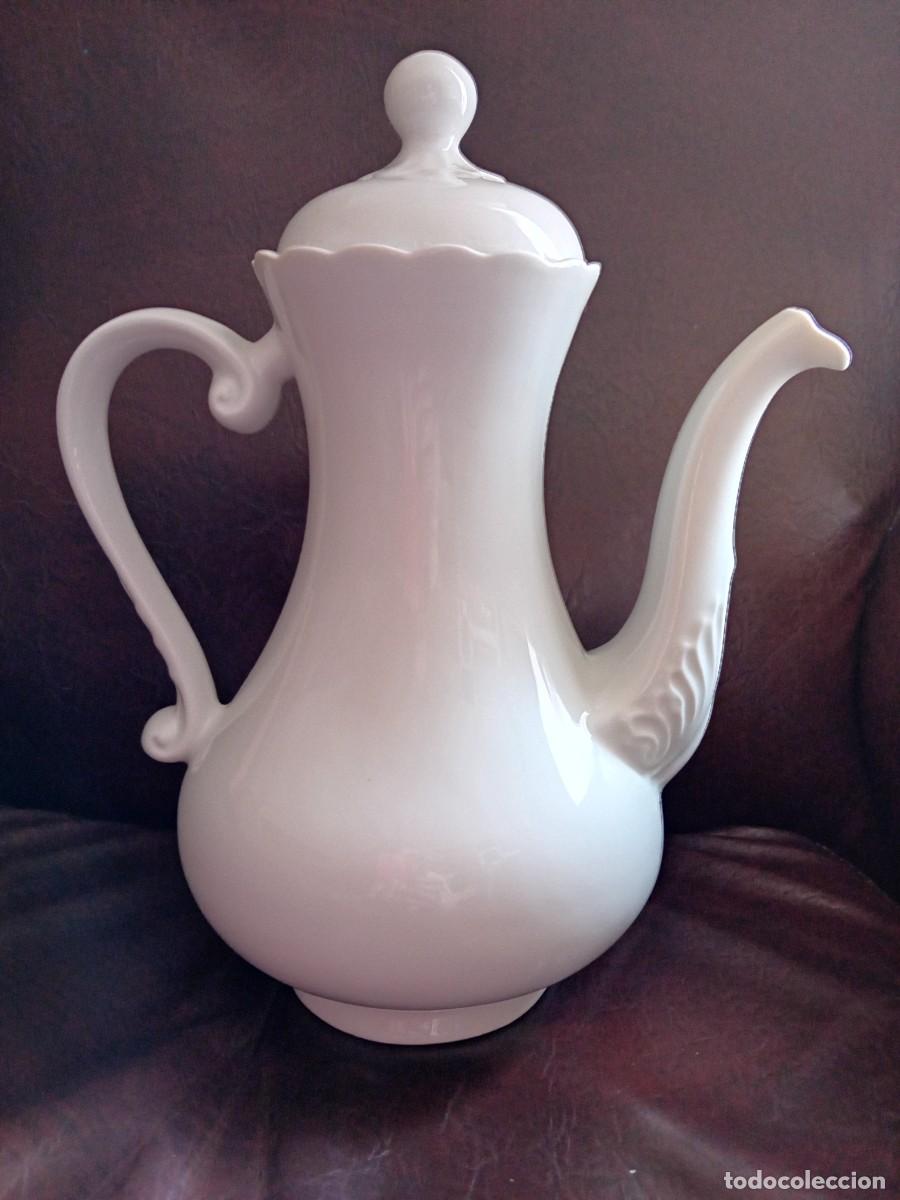 Antig&uuml;edades: Tetera o lechera de porcelana marca Bb - Foto 3