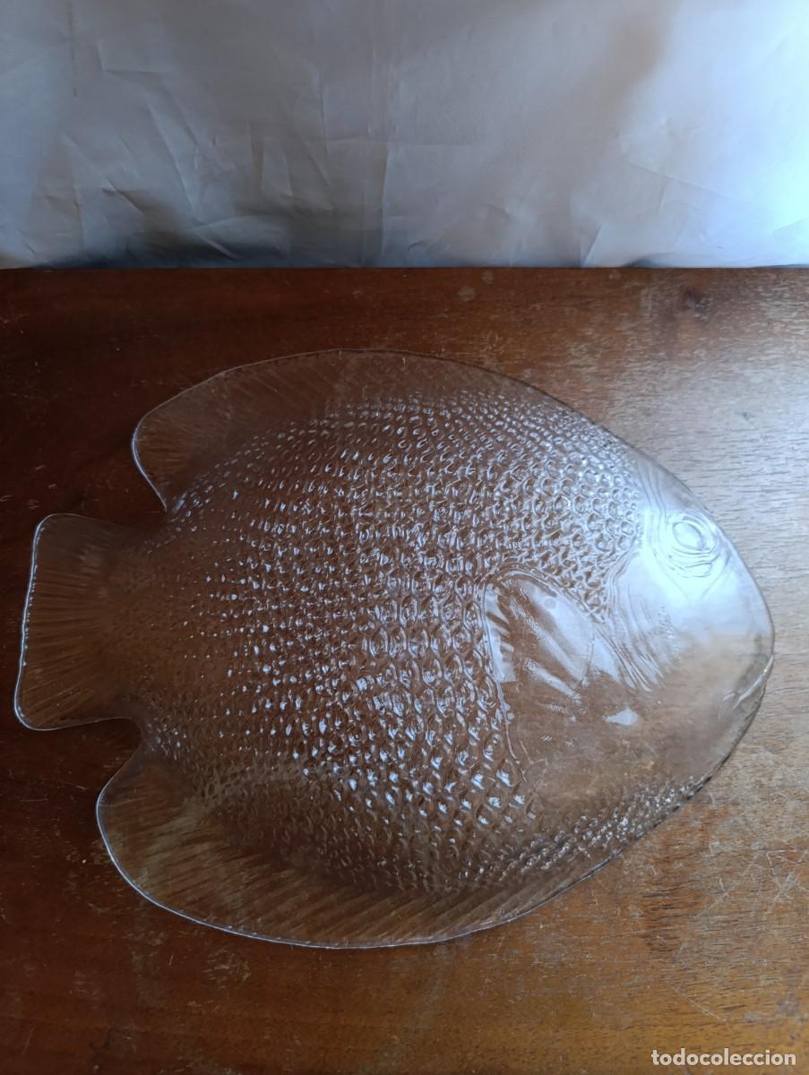 Antig&uuml;edades: Plato de cristal con forma de pez marca Arcoroc - Foto 5