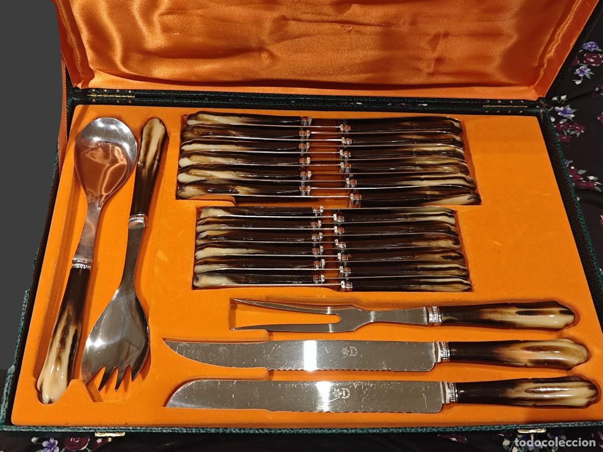Antig&uuml;edades: Cuchillos mesa + postre + cubiertos servir vintage - Foto 1