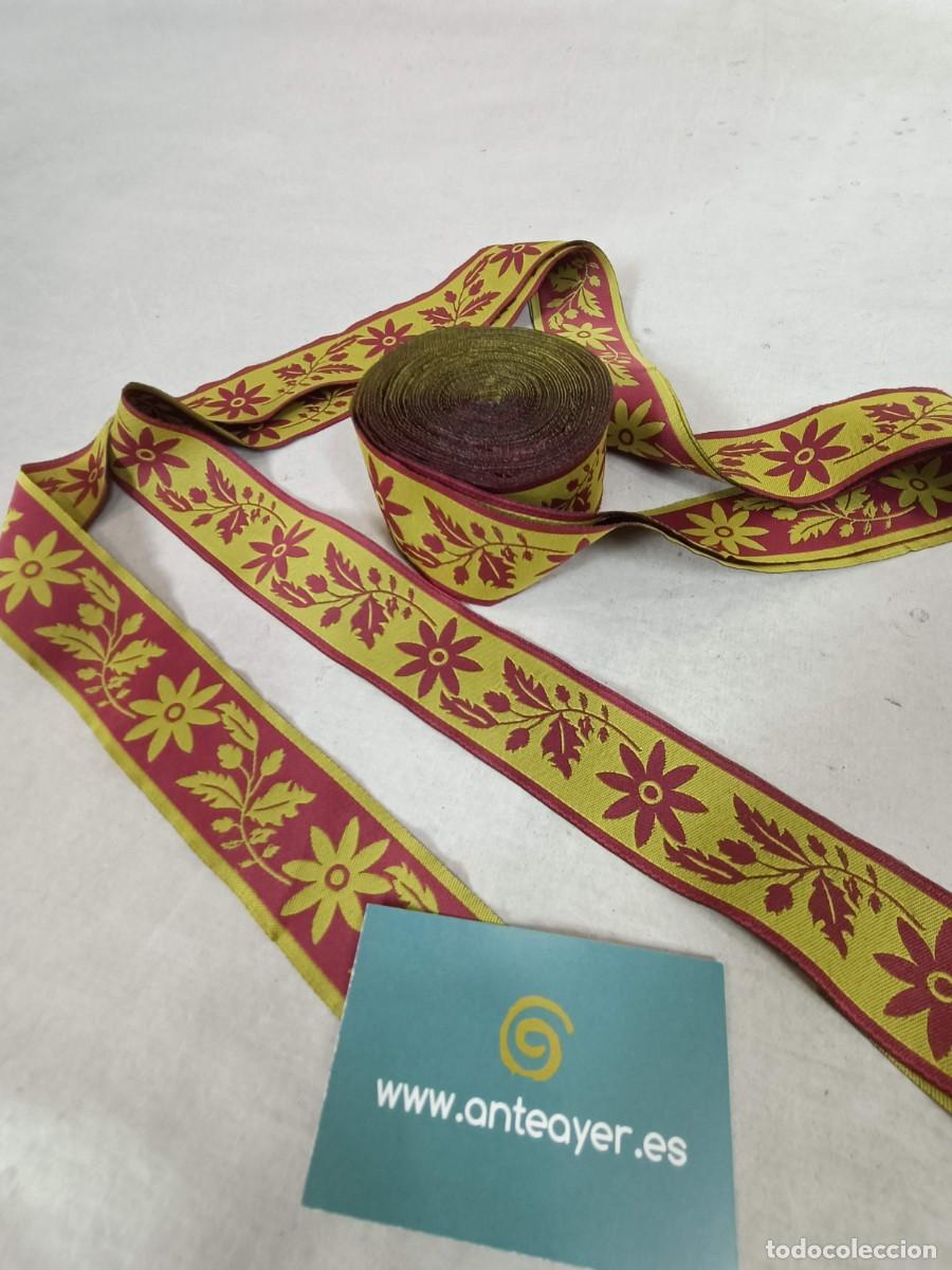 Antig&uuml;edades: Cinta modelo bellotas. 4 cm - Foto 11
