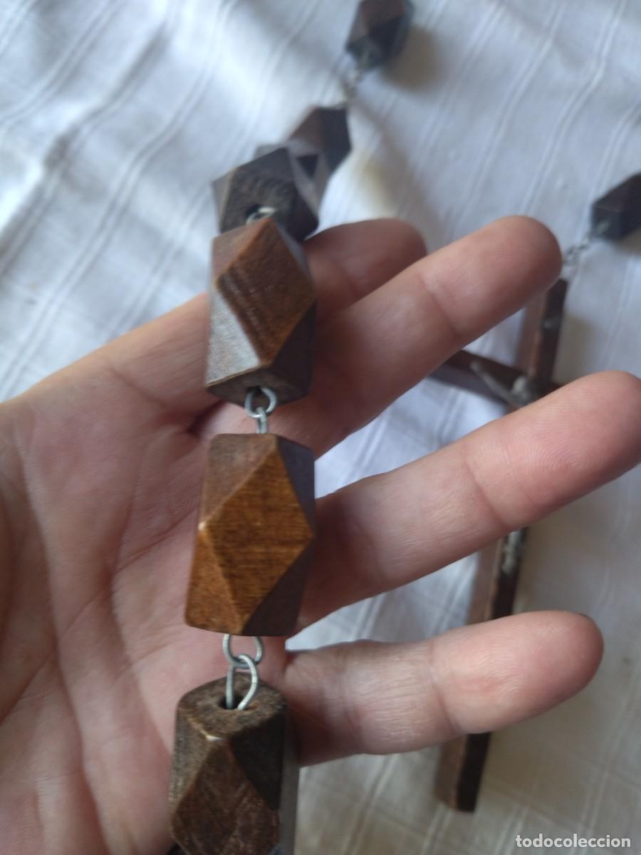 Antig&uuml;edades: Gran rosario de madera para decorar pared. - Foto 10