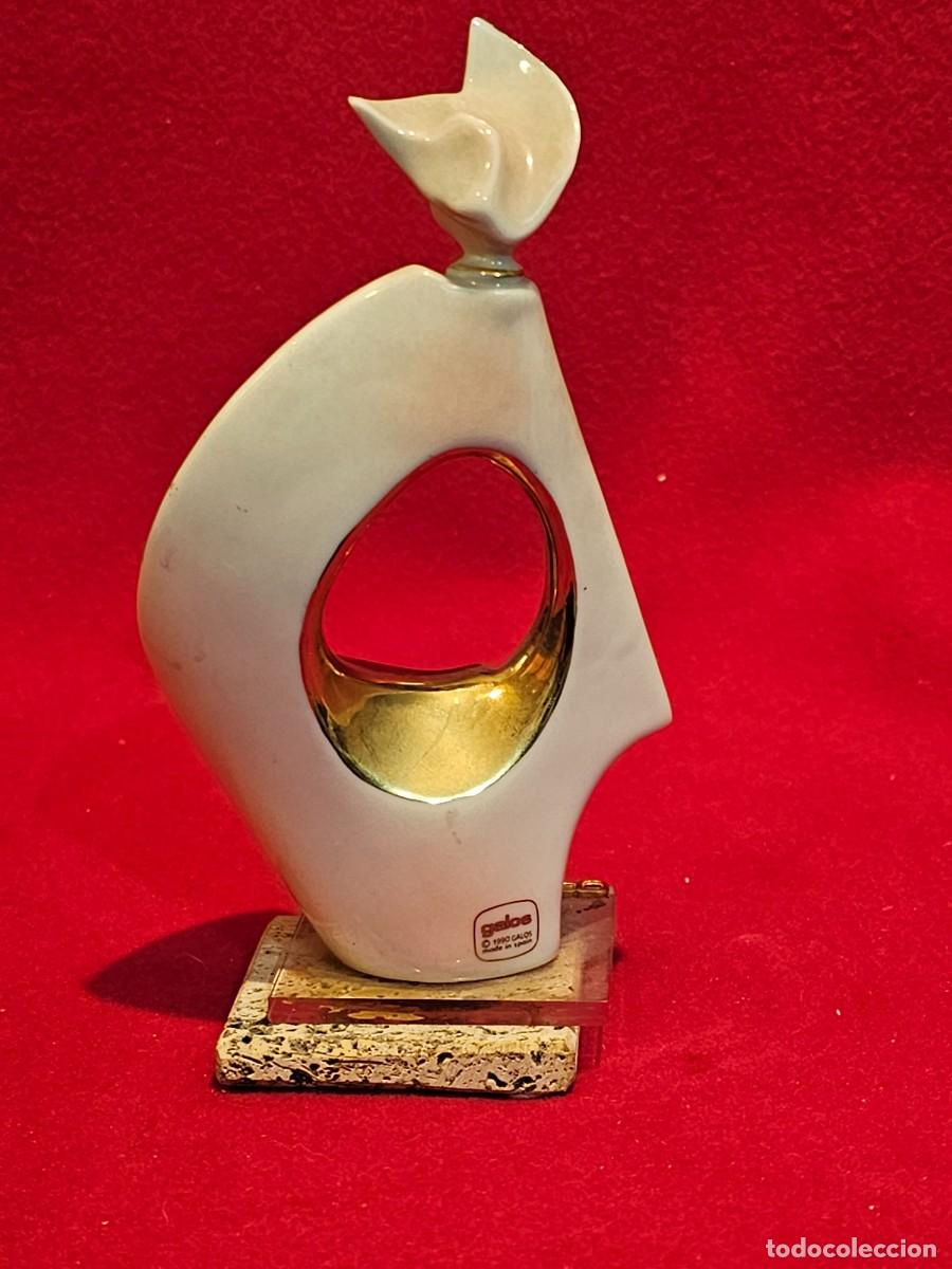 Antig&uuml;edades: FIGURA DE PORCELANA GALOS. - Foto 3