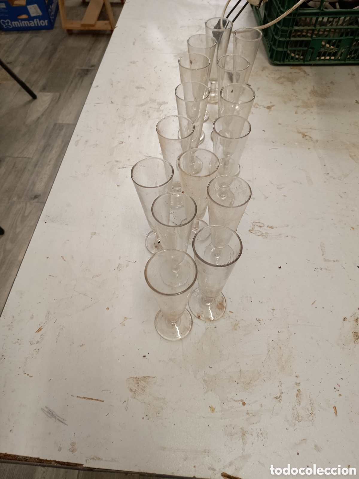 Antig&uuml;edades: Copas tipo flauta 15 ud - Foto 1