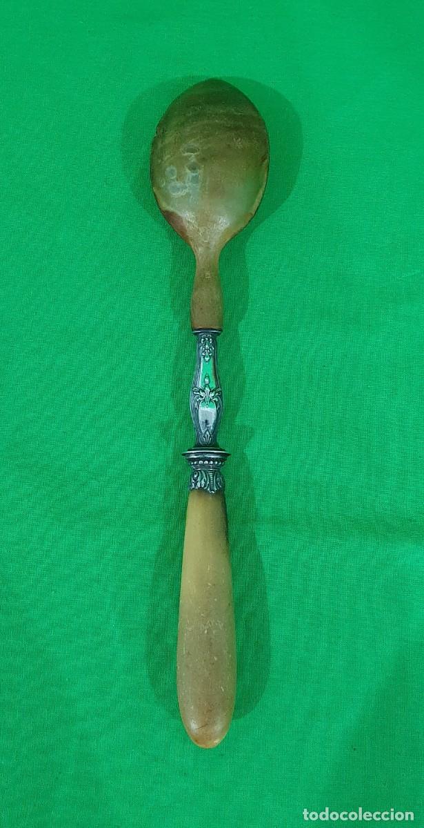 Antig&uuml;edades: Cuchara antigua madera y plata - Foto 3