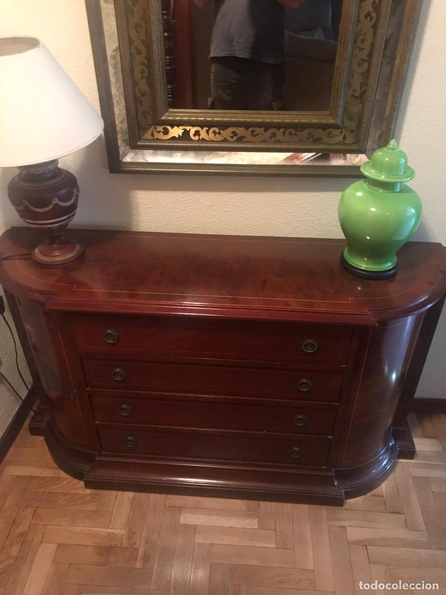 Antig&uuml;edades: Aparador de madera noble de raiz - Foto 2