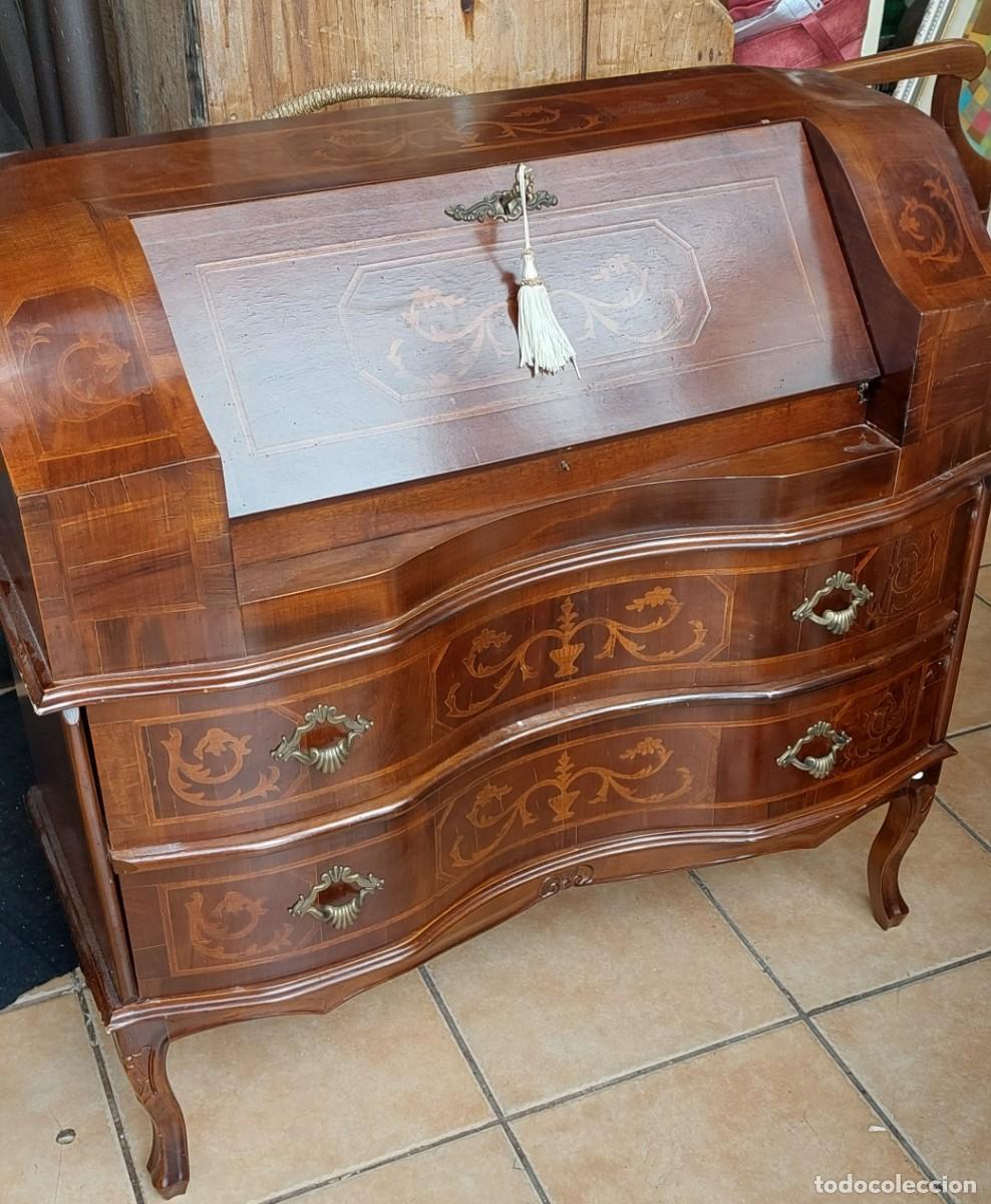 Antig&uuml;edades: Mueble secreter de nogal con marqueter&iacute;a - Foto 1