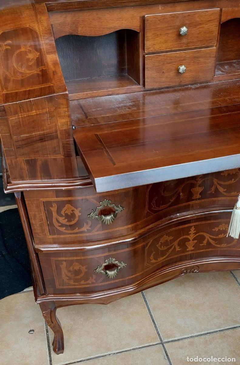 Antig&uuml;edades: Mueble secreter de nogal con marqueter&iacute;a - Foto 3