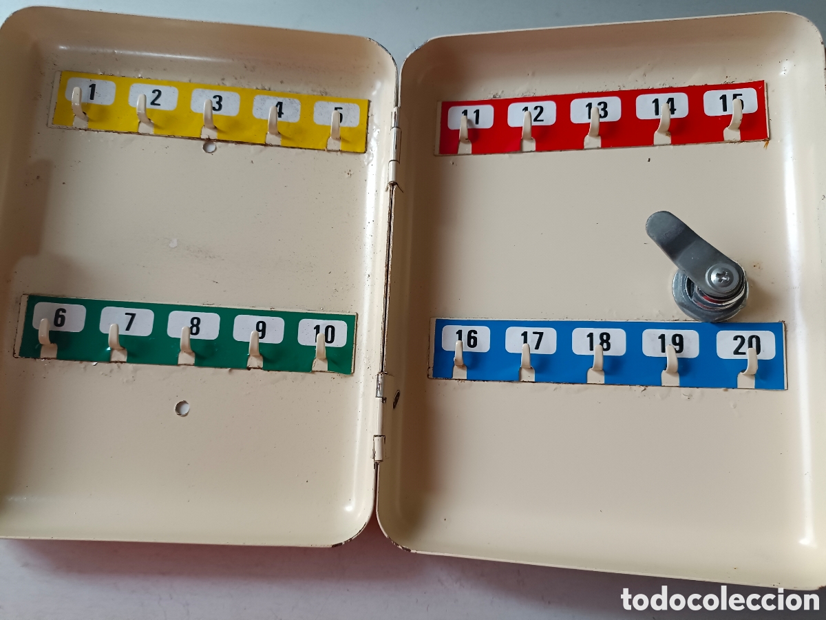 Antig&uuml;edades: 2 cajetines para llaves antiguos - Foto 3