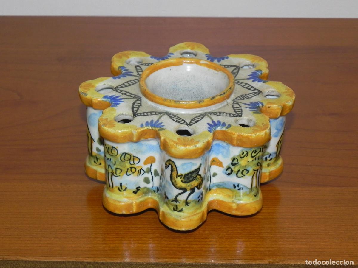 Antig&uuml;edades: ** TINTERO EN CERAMICA POLICROMADA DE TALAVERA ** - Foto 1