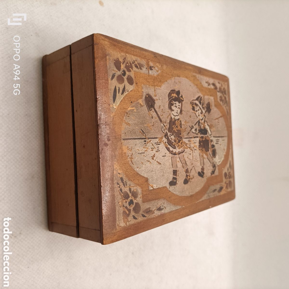 Antig&uuml;edades: Caja de Madera Antigua Pintada a Mano - Foto 1