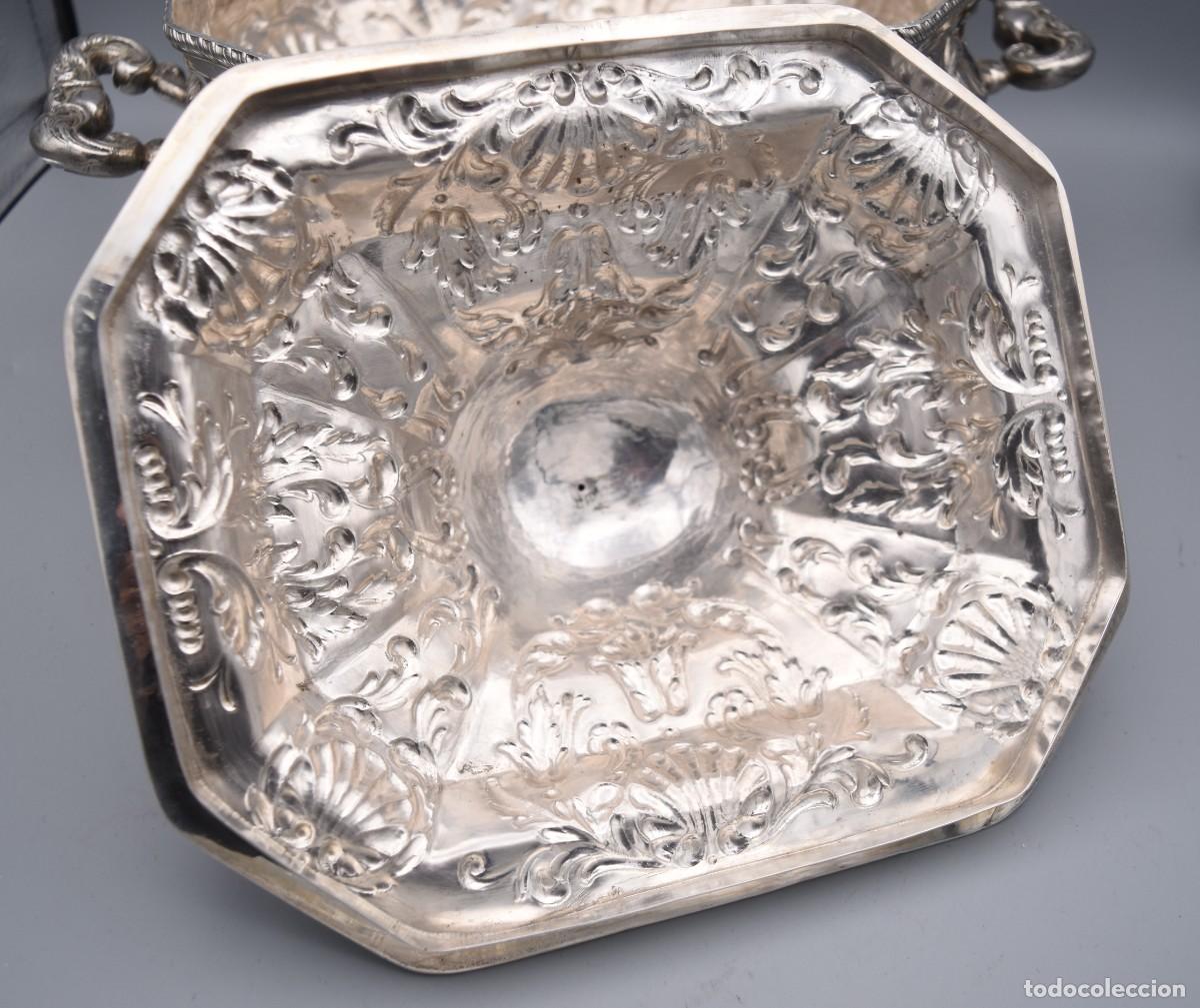 Antig&uuml;edades: Sopera de plata de buen tama&ntilde;o - Foto 12