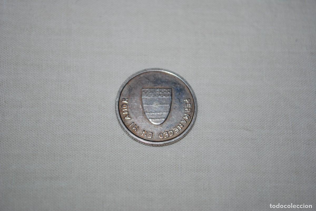 Antig&uuml;edades: FICHA DE PLATA CON LA CARA DE PIO X . - Foto 2