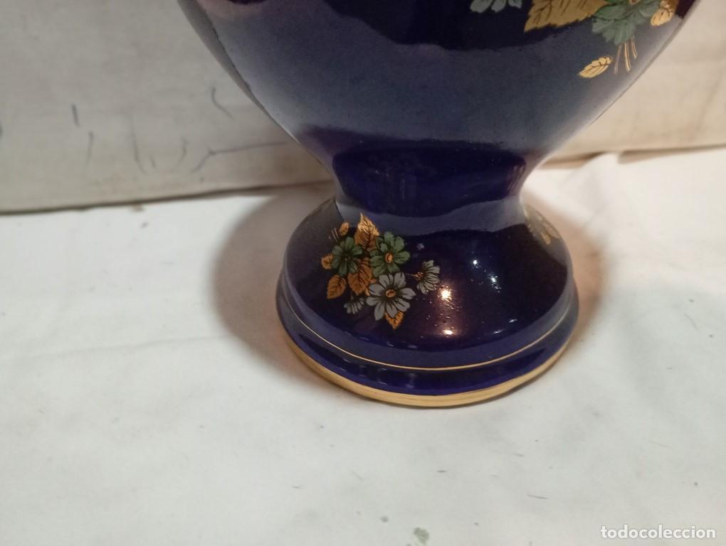 Antig&uuml;edades: jarron de ceramica azul - Foto 4