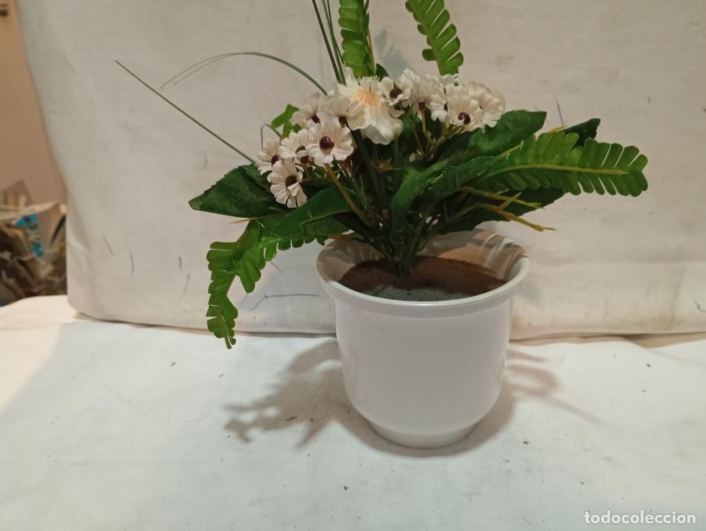 Antig&uuml;edades: peque&ntilde;a maceta ceramica - Foto 1