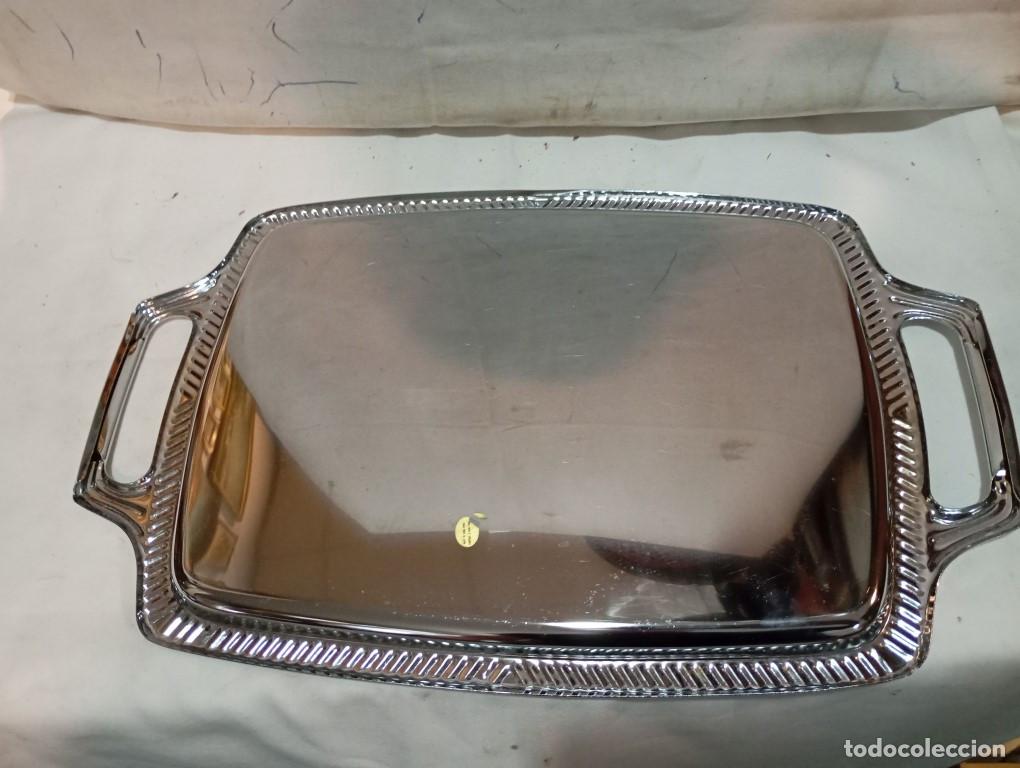 Antig&uuml;edades: bandeja de acero con asas - Foto 2