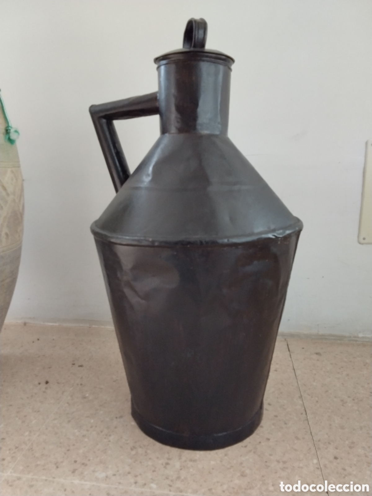 Antig&uuml;edades: Aceitera antigua de metal - Foto 1