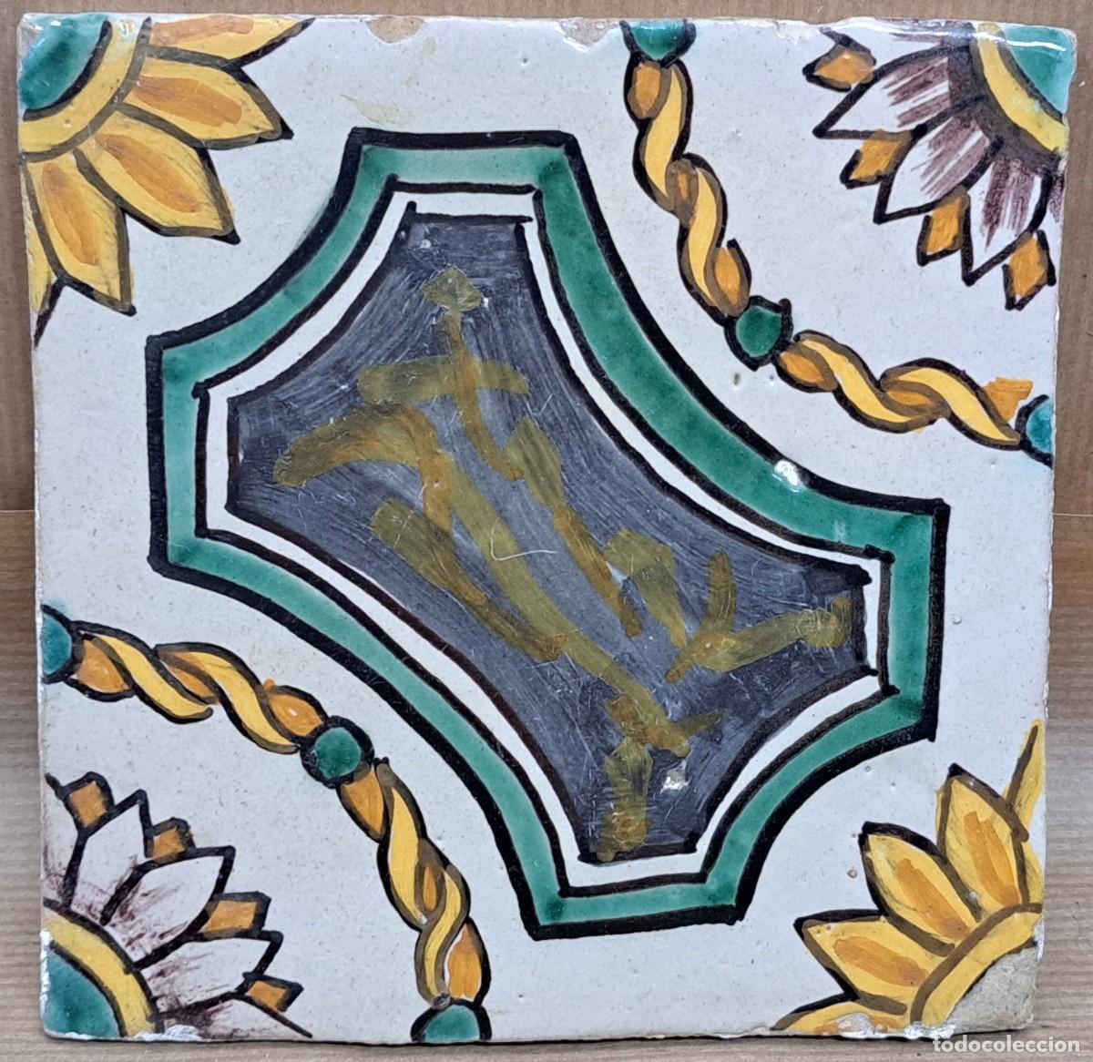 Antig&uuml;edades: Azulejo catal&aacute;n del siglo XIX - Foto 1