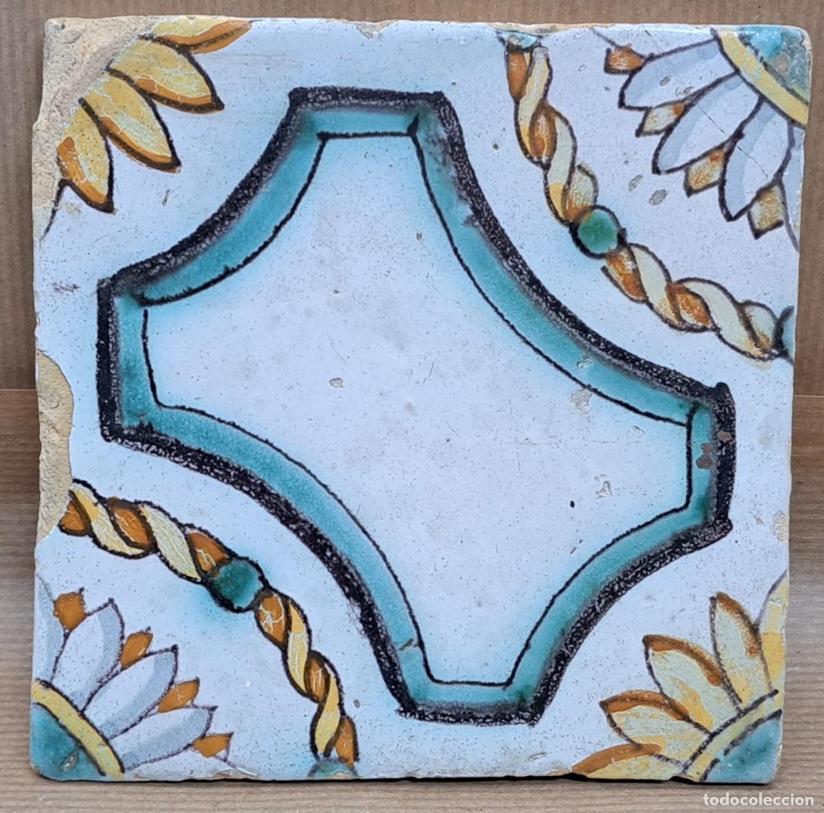 Antig&uuml;edades: Azulejo catal&aacute;n del siglo XIX - Foto 1