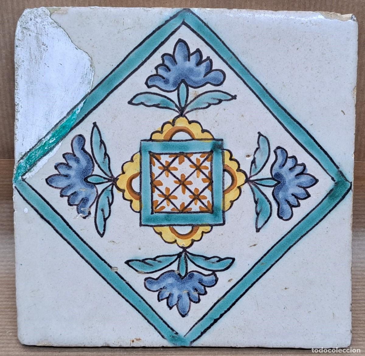 Antig&uuml;edades: Azulejo catal&aacute;n del siglo XVIII - Foto 1