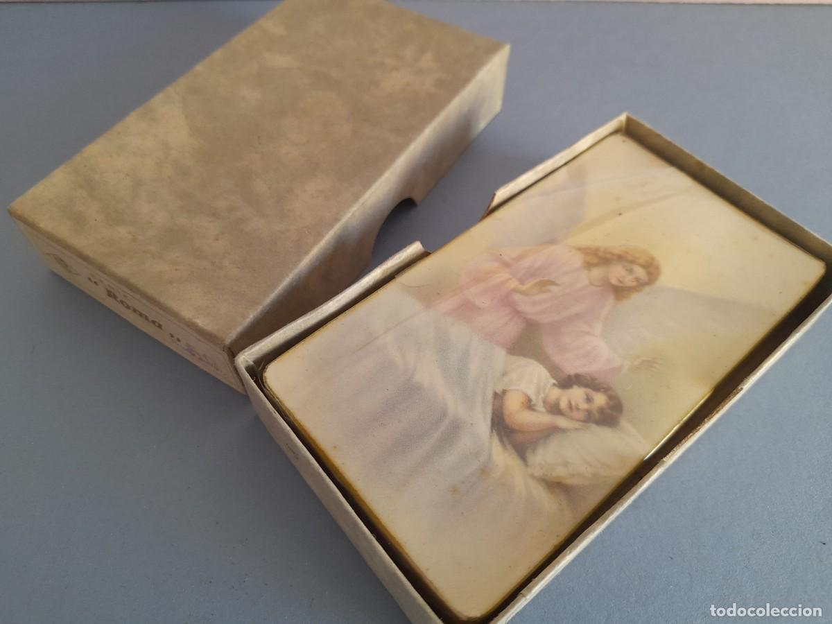 Antiguidades: lote de unas 100 estampas sin usar, en su caja y precintados, 6x10,5cm aprox, reverso en blanco