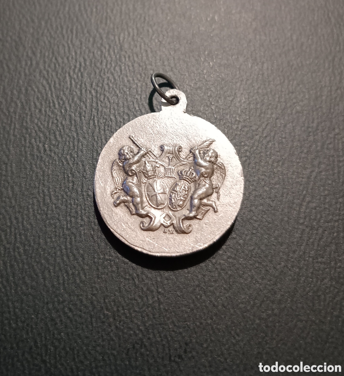 Antig&uuml;edades: MEDALLA JES&Uacute;S DEL GRAN PODER - DORSO ESCUDO DE LA HERMANDAD - Aprox. 2cm - Foto 2