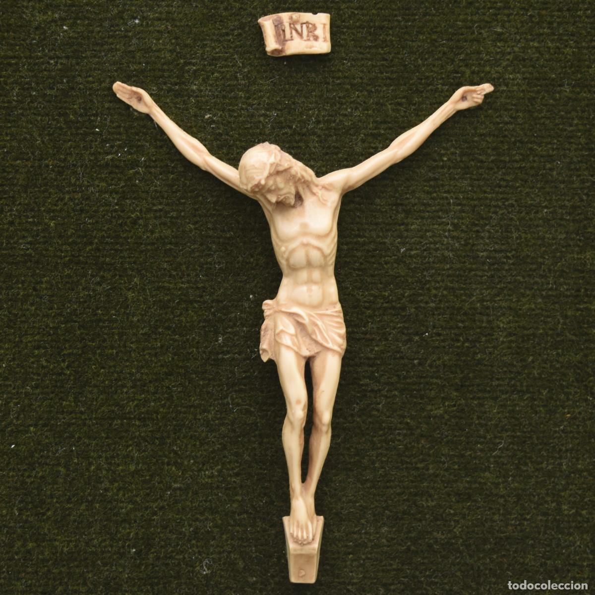 Antig&uuml;edades: Cristo con marco e interior en raso verde - Foto 2