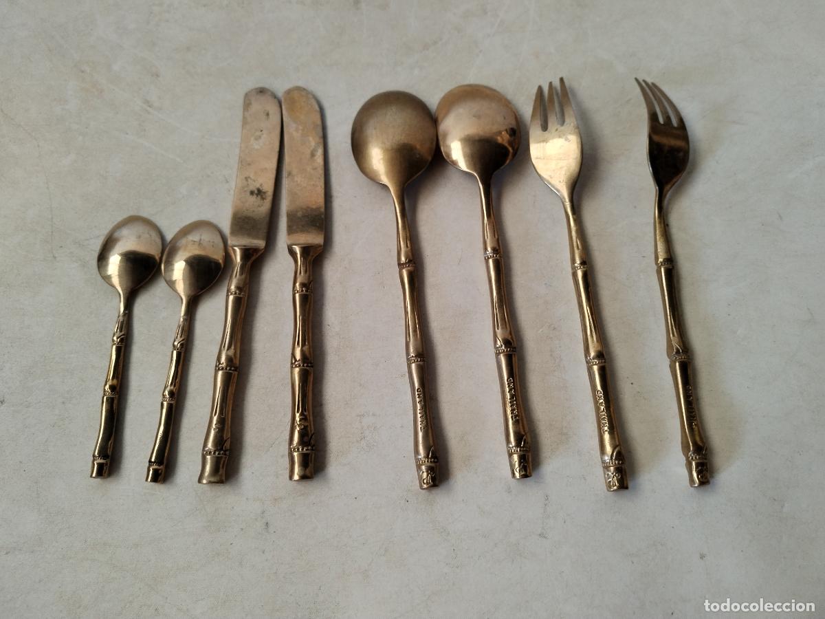 Antig&uuml;edades: 2 cubiertos de bronce con mango de bamb&uacute; - c143 - Foto 3