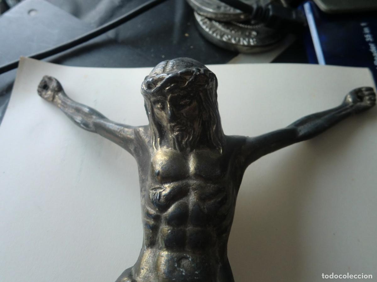 Antig&uuml;edades: CRISTO DE METAL DE 20 X 15 CMS - Foto 2