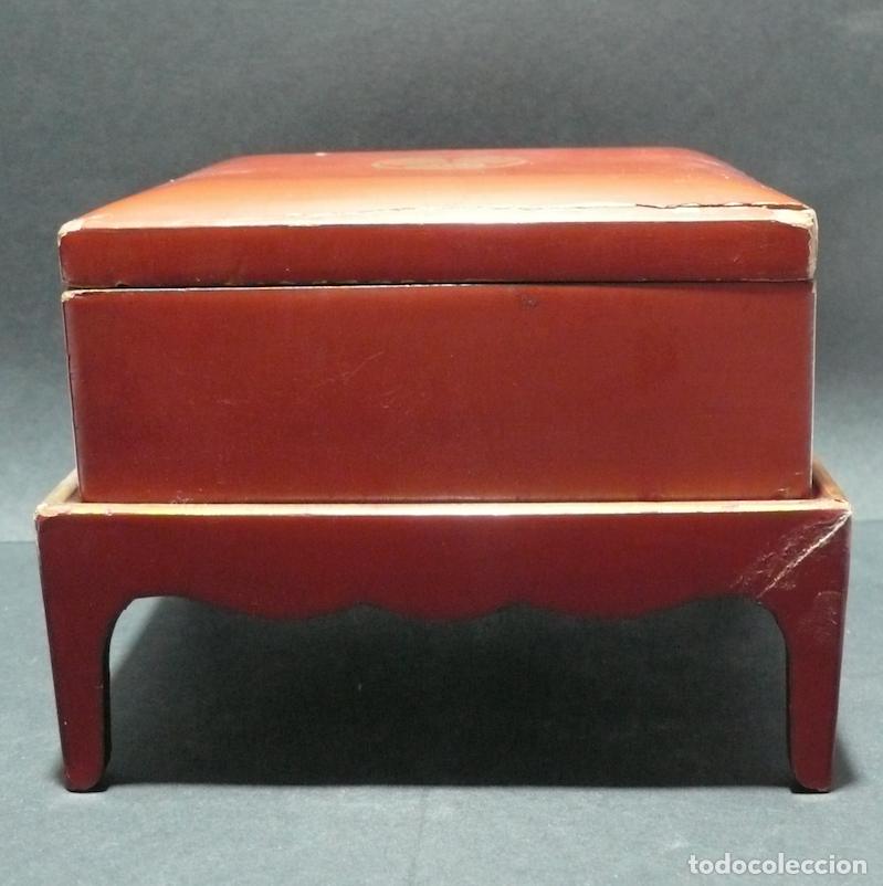 Antig&uuml;edades: PEQUE&Ntilde;A CAJA DE MADERA - Foto 1