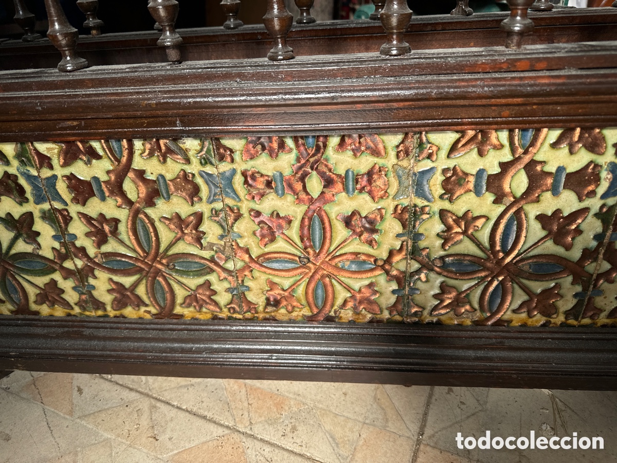 Antig&uuml;edades: Macetero en madera y cer&aacute;mica - Foto 2