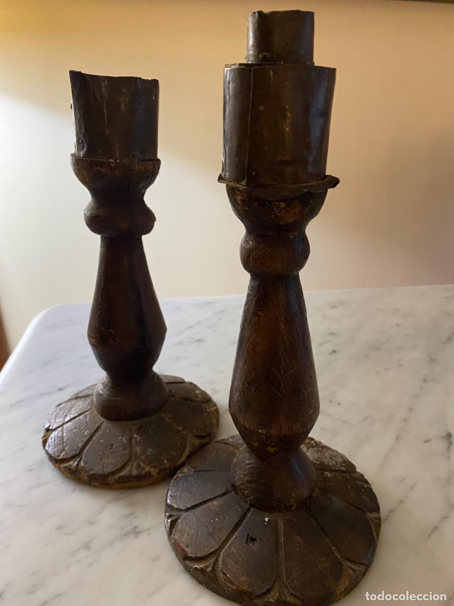 Antig&uuml;edades: Par de Candelabros antiguos - Foto 5