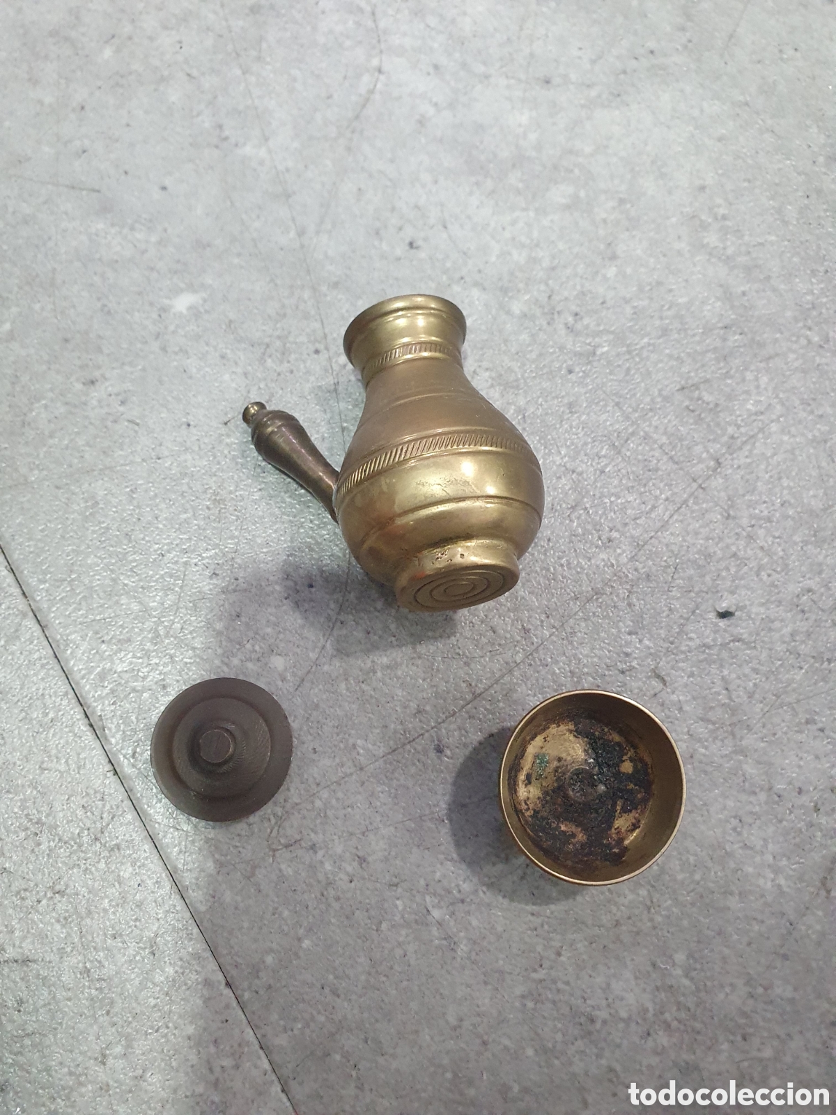 Antig&uuml;edades: Chocolatera en miniatura bronce. (L103) - Foto 2