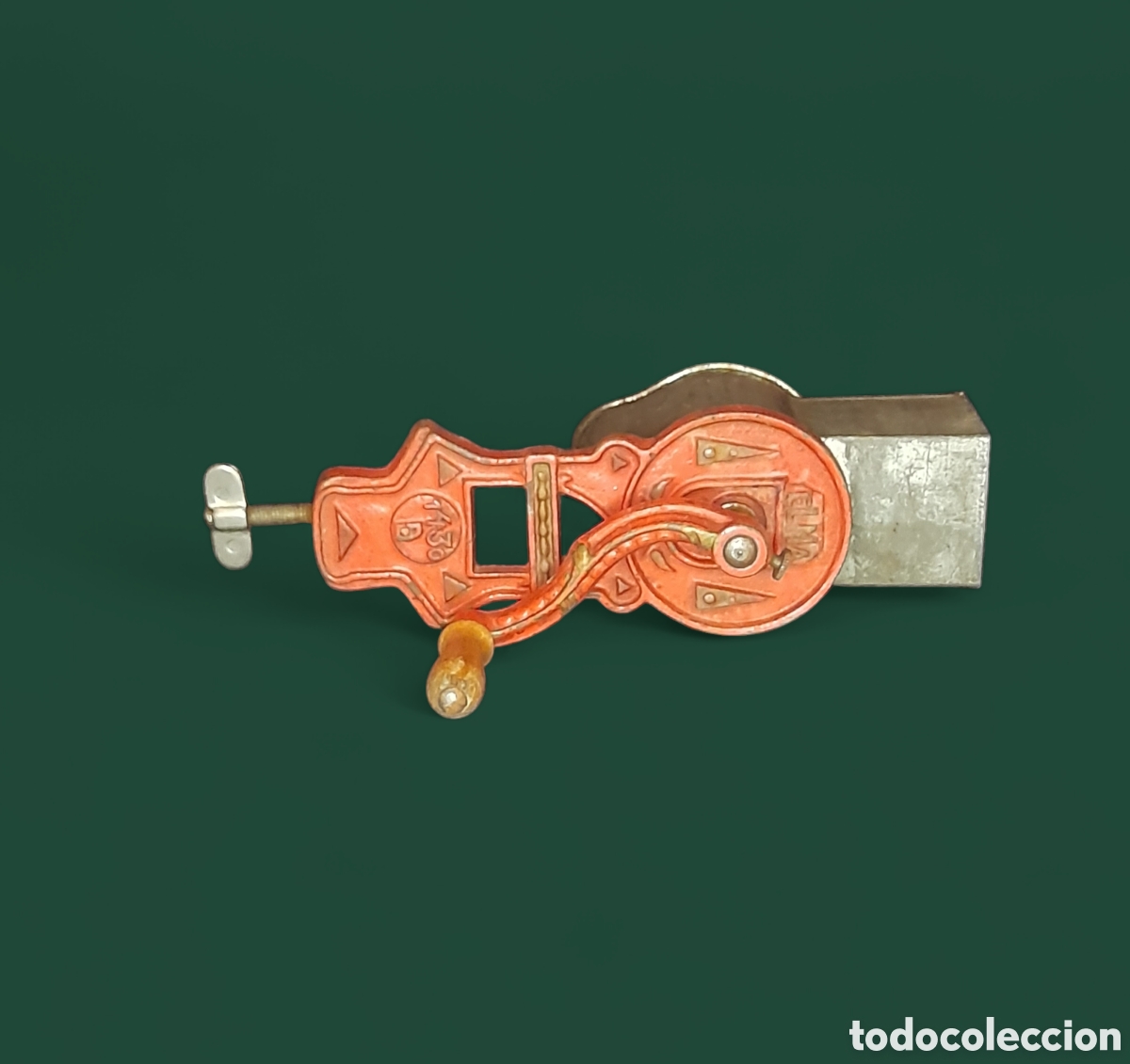 Antiquit&eacute;s: Antiguo molinillo rallador de pan ELMA.