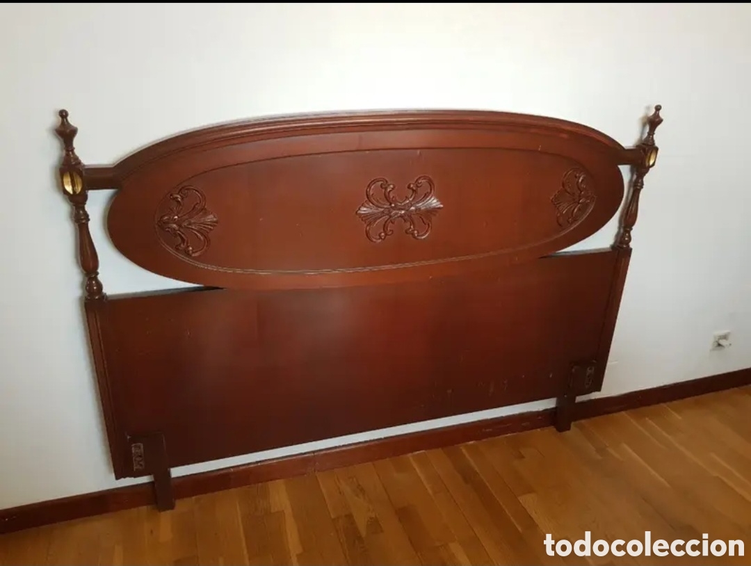Antig&uuml;edades: Cabecero madera maciza para cama 150cm - Foto 2