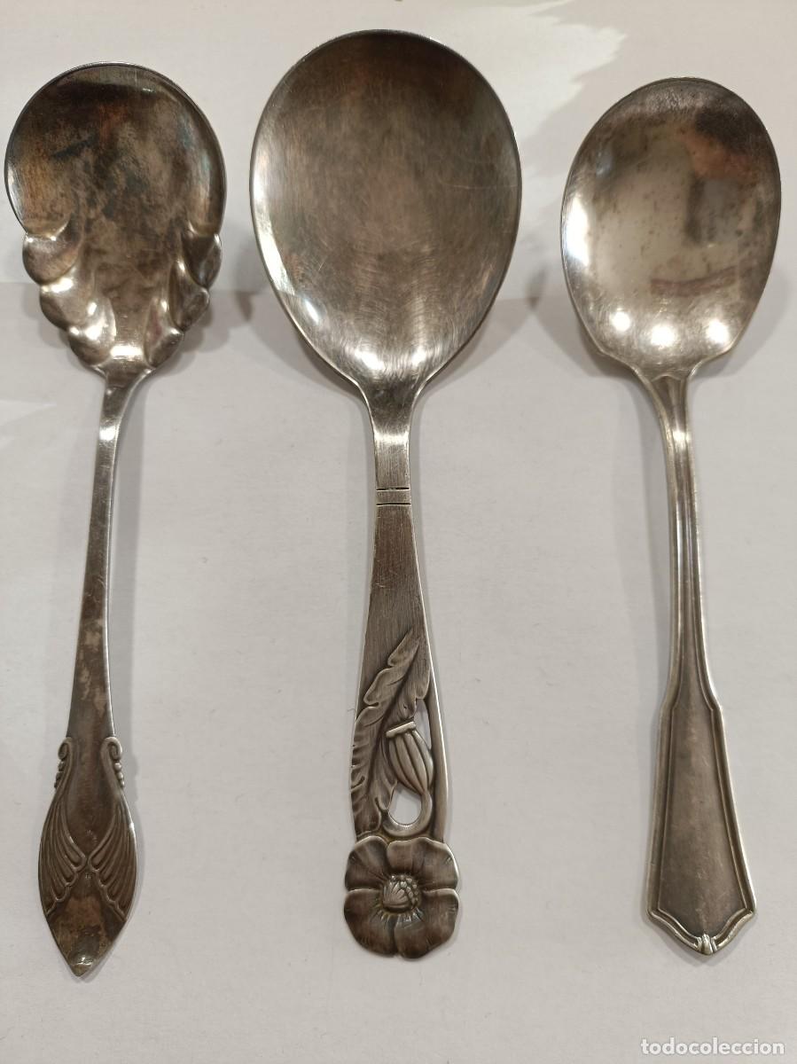 Antig&uuml;edades: Lote de tres cucharas con marcaje - Foto 1