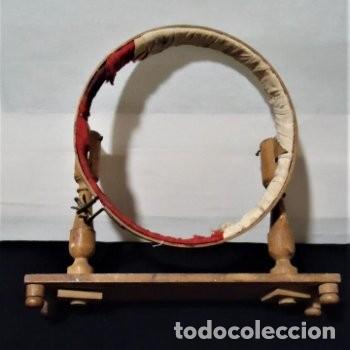 Antig&uuml;edades: Antiguo bastidor bordador de madera - Foto 2
