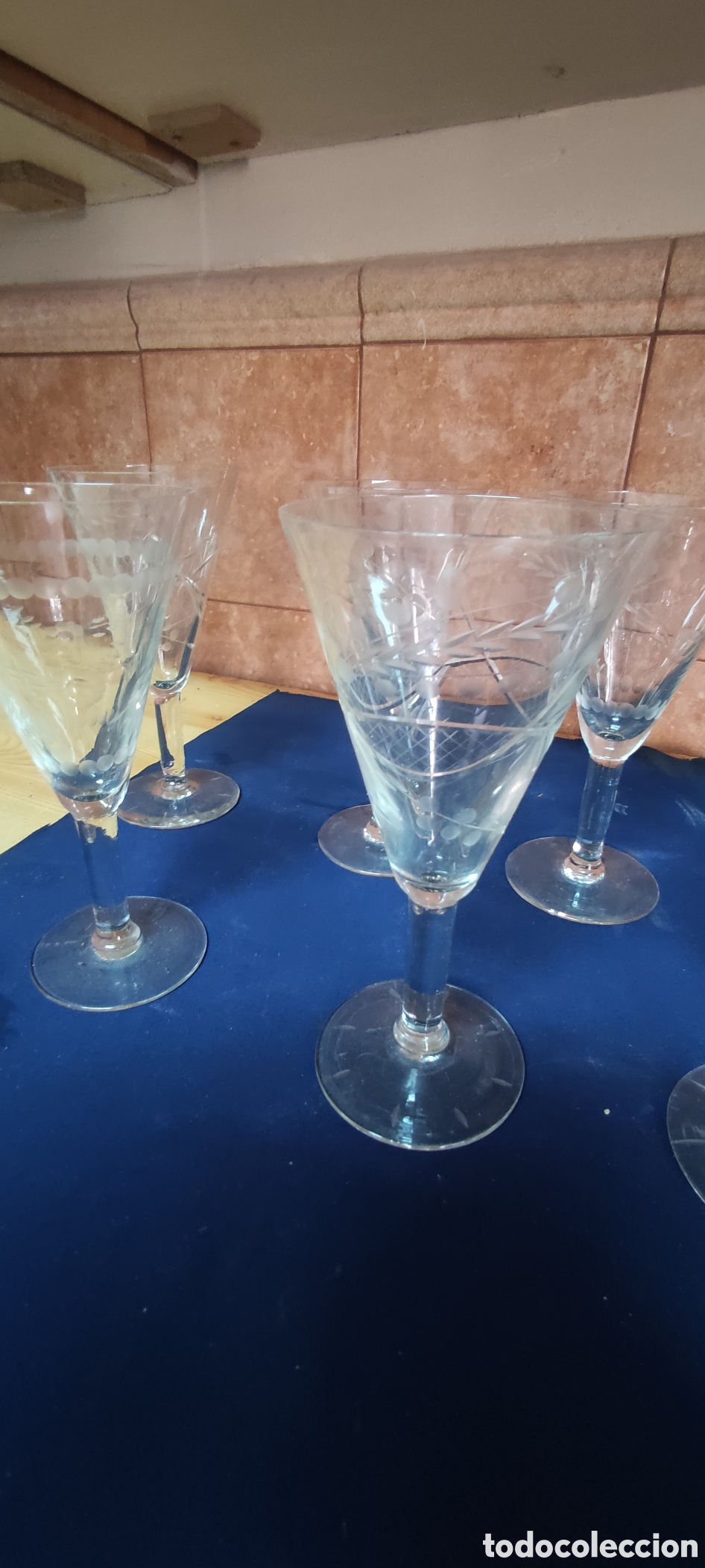 Antig&uuml;edades: Juego de copas de agua - Foto 3