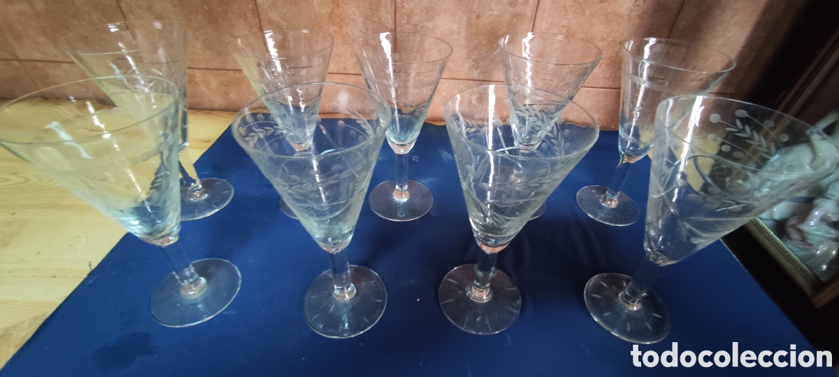 Antig&uuml;edades: Juego de copas de agua - Foto 5