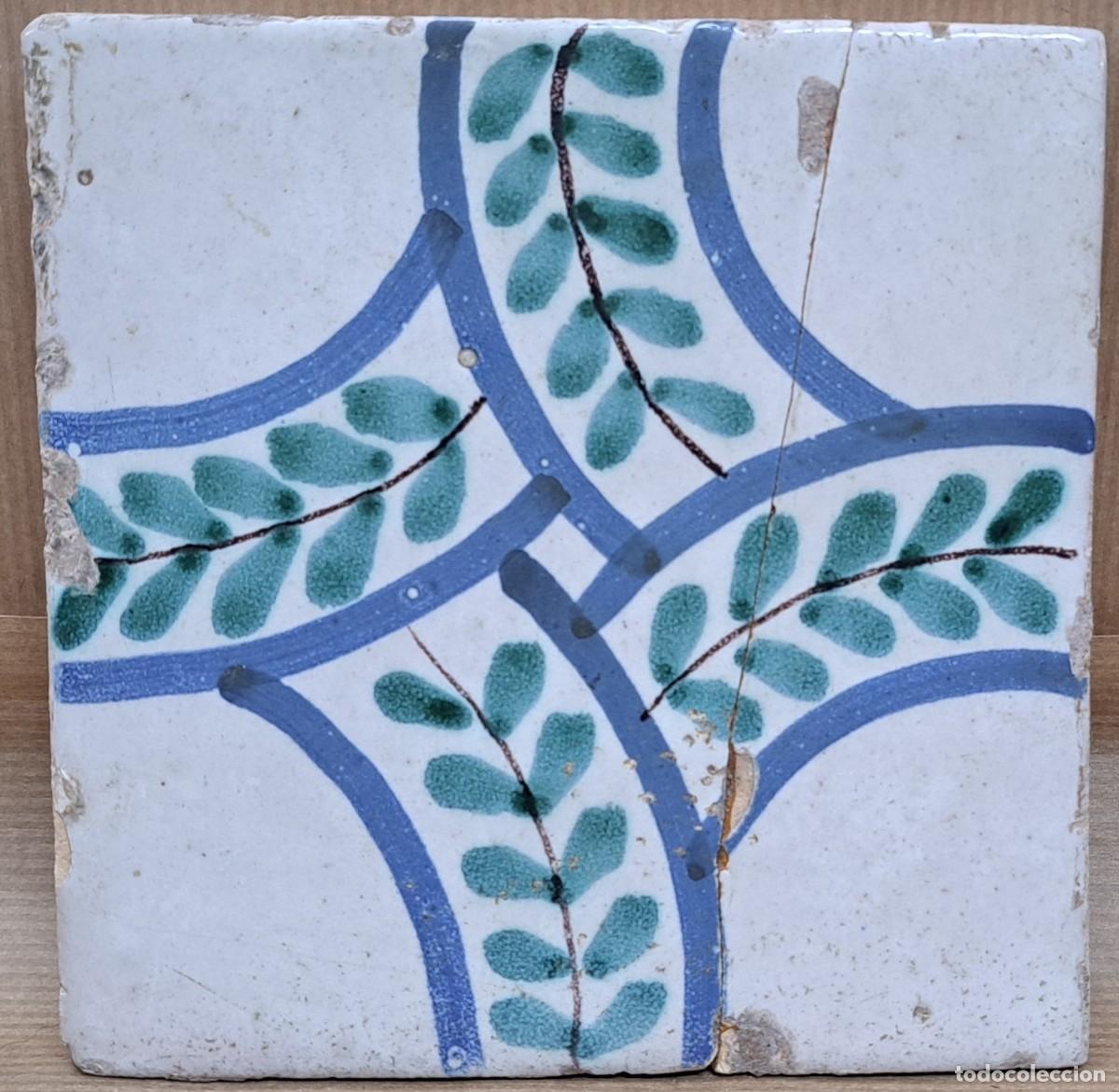 Antig&uuml;edades: Azulejo catal&aacute;n del siglo XIX - Foto 1