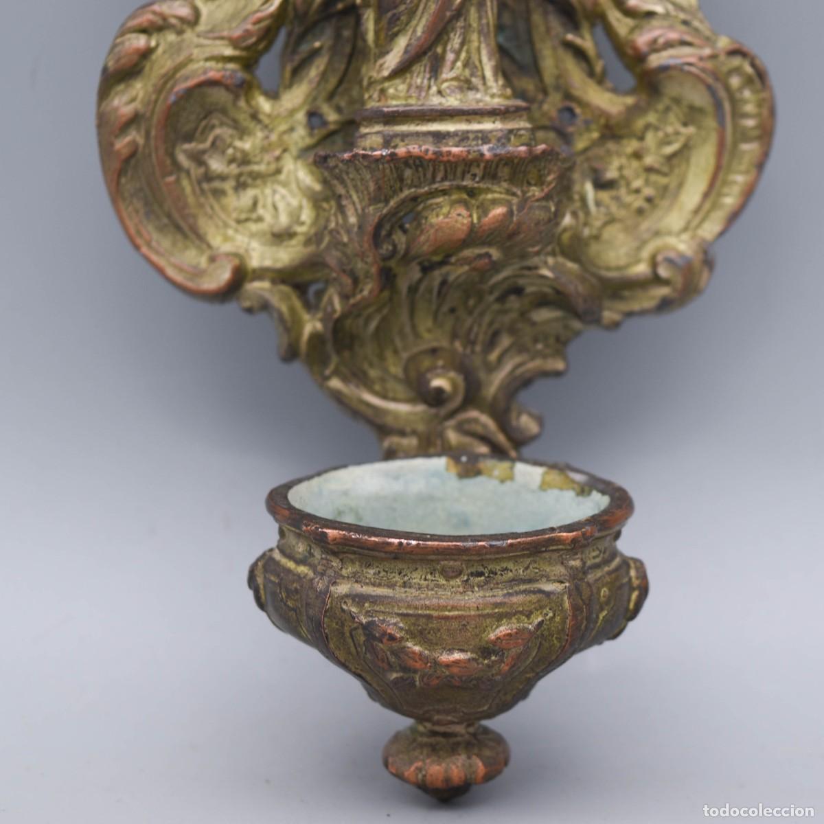 Antig&uuml;edades: Benditera de bronce / aleaci&oacute;n - S XIX - Foto 4