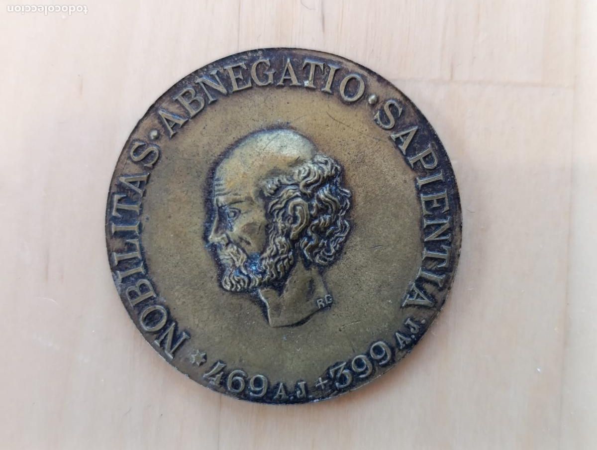 Antig&uuml;edades: ROCHE 1896. INDUSTRIA FARMACEUTICA.MEDALLA CONMEMORATIVA. ENVES.. NOBILITAS ABNEGATIO SAPIENTIA