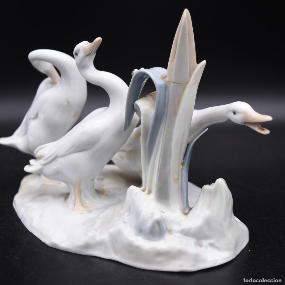 Antig&uuml;edades: Lladr&oacute; - Cisnes - Porcelana - Foto 3