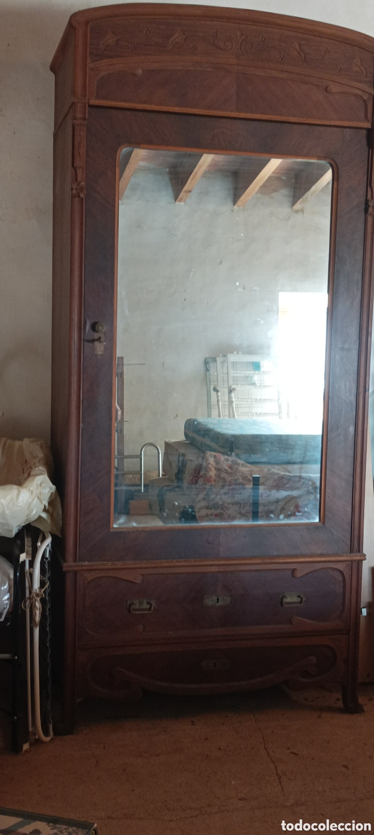 Antig&uuml;edades: Armario ropero antiguo - Foto 1