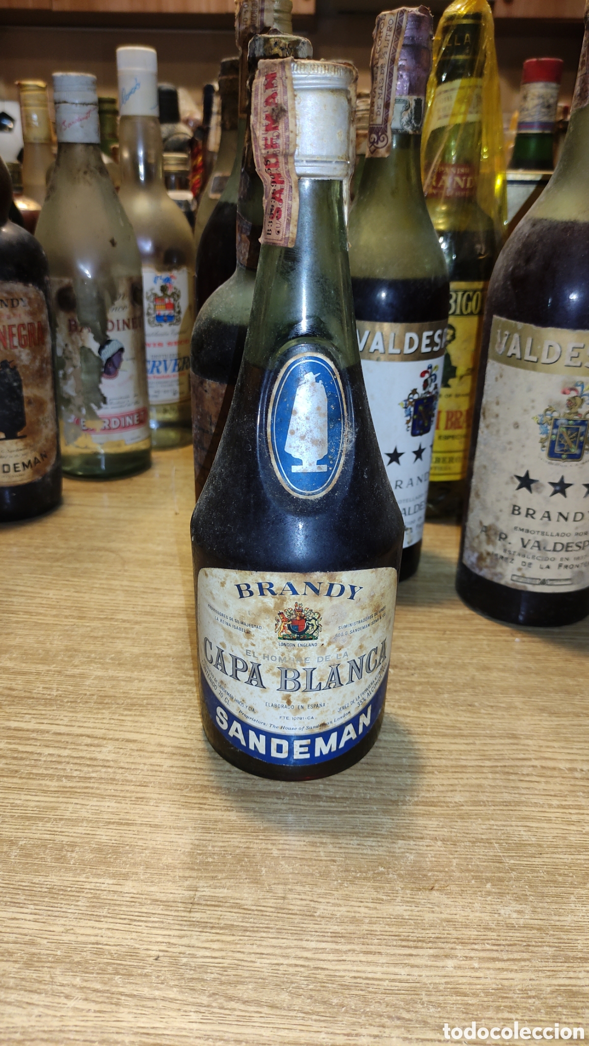Antig&uuml;edades: Brandy capa blanca precinto 4pesetas - Foto 1