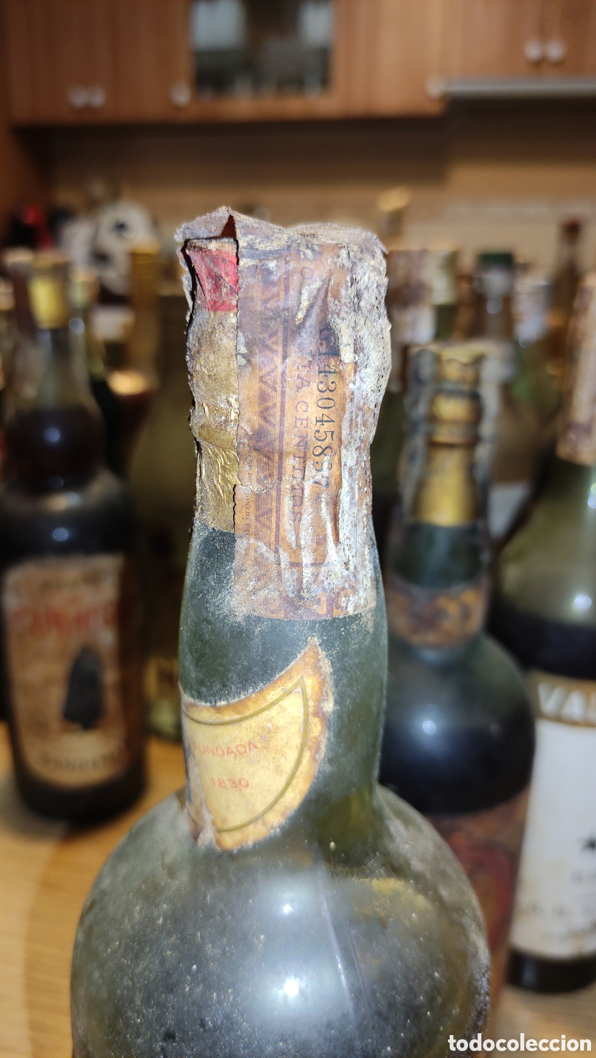 Antig&uuml;edades: Brandy Decano de 1 litro, precinto de 80centimos - Foto 4
