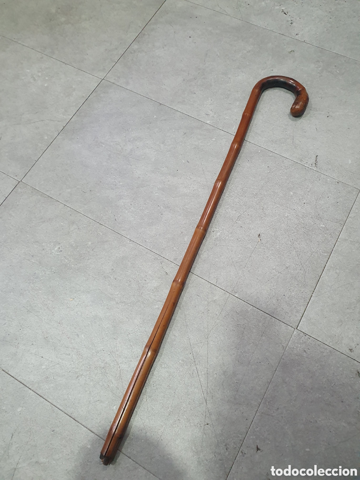 Antig&uuml;edades: Baston en madera tipo ca&ntilde;a. (L99) - Foto 1