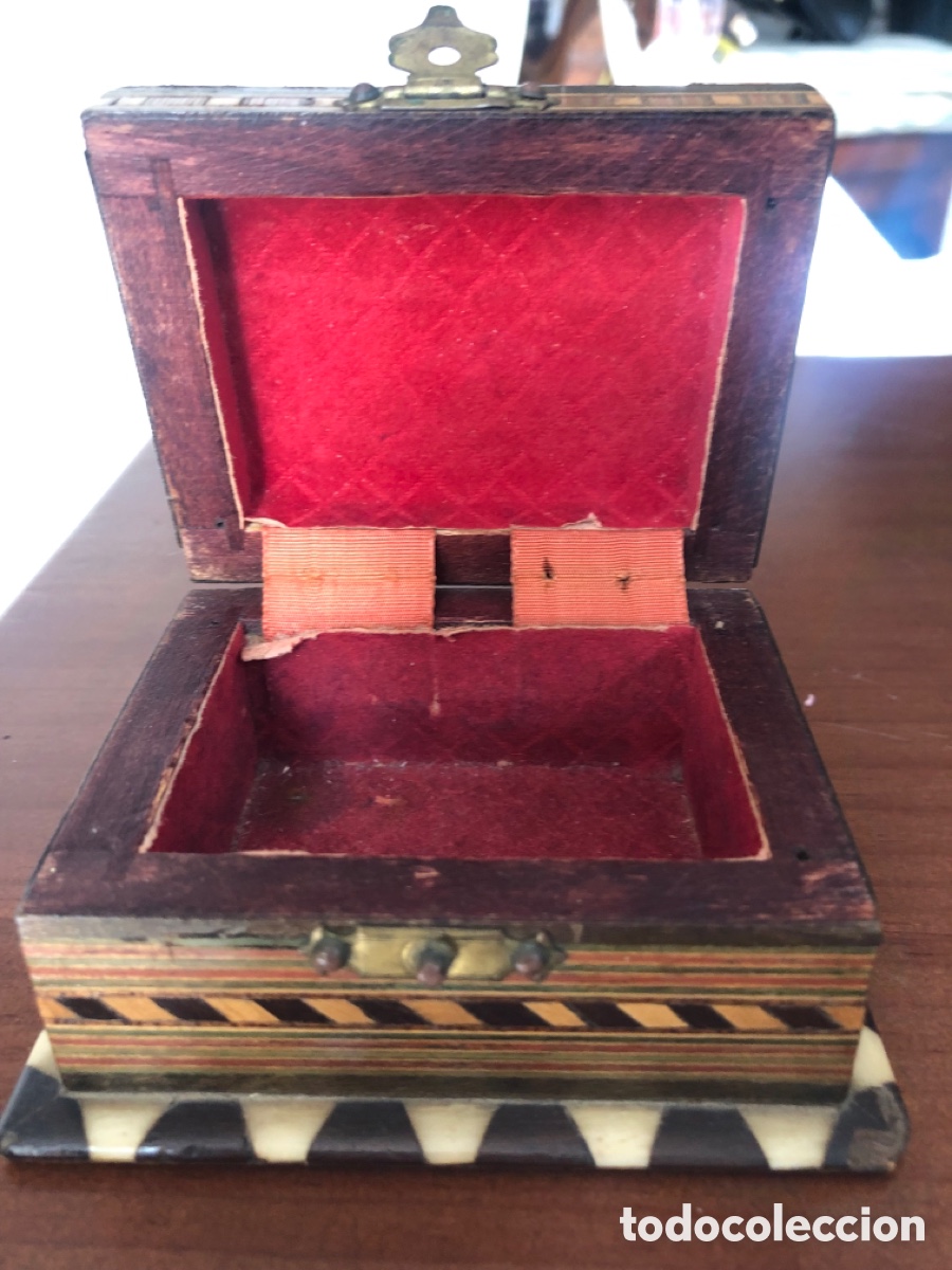 Antig&uuml;edades: Caja cuadrada de Taracea - Foto 9