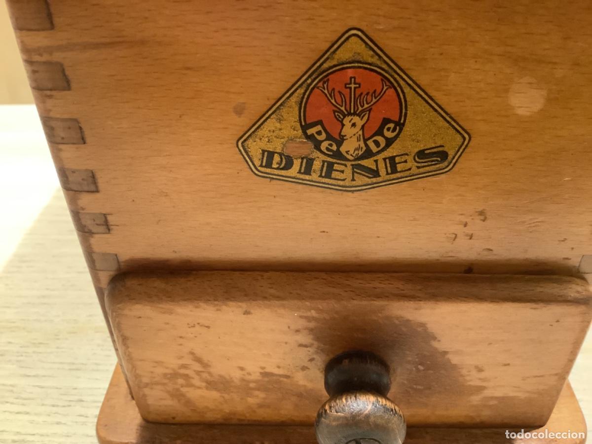 Antig&uuml;edades: Molino de caf&eacute; DIENES &ldquo; Pe De &ldquo; - Foto 2
